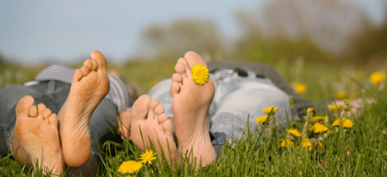 Ahhhh ... nothing like the feel of grass beneath bare feet ... I'll probably find the one sharp rock in the field though.  Image from MagnoliaRouge.com.