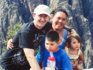 Jennifer Markovsky with her family. Image found on TheDenverChannel.