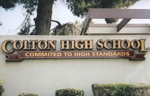 Aaaand this is why I fear for the future ... if the schools can't even spell, we've got bigger problems. Image found on DailyMail.